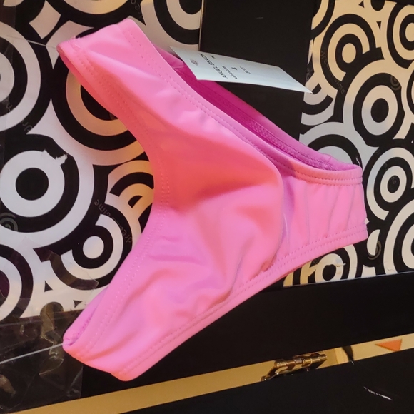 NWT size 4 kids 1 piece bathing suit - Picture 3 of 8